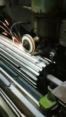 Arbre d'engrenage de spline pour machines lourdes en alliage 20CrMnTi