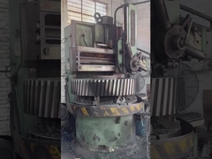 Des engrenages hélicoïdaux lisses et stables pour les systèmes d'entraînement des machines-outils